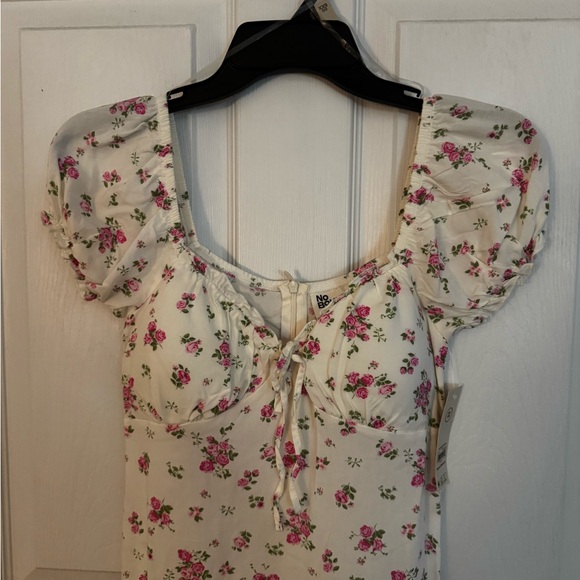 No Boundaries Pink Floral Dress - Picture 2 of 4